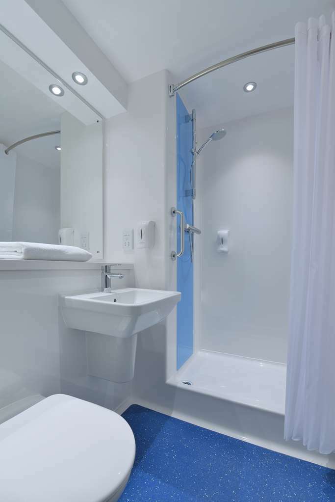 Travelodge London Central Bank Pokoj fotografie