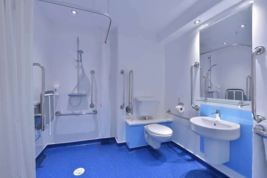 Travelodge London Central Bank Pokoj fotografie